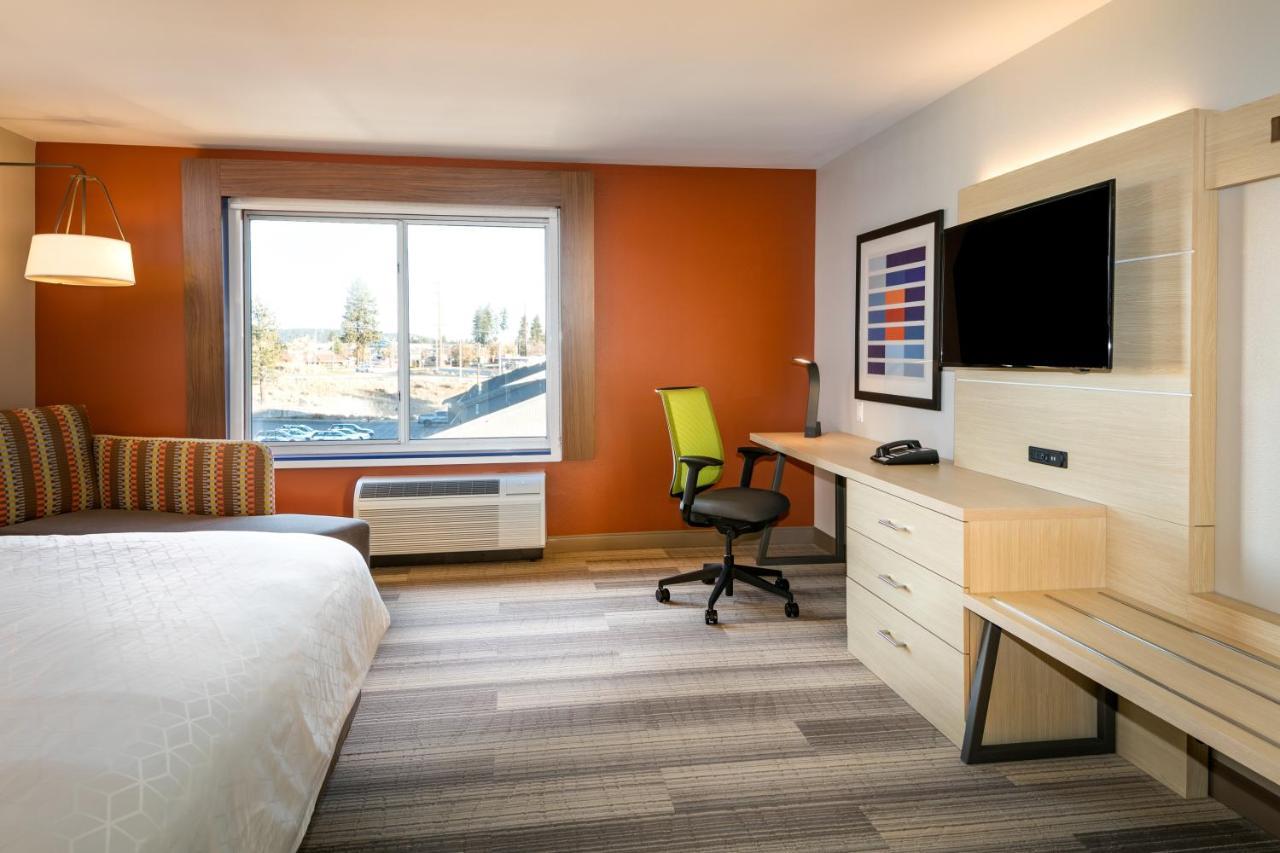 Holiday Inn Express & Suites - Bend South, An Ihg Hotel Екстериор снимка